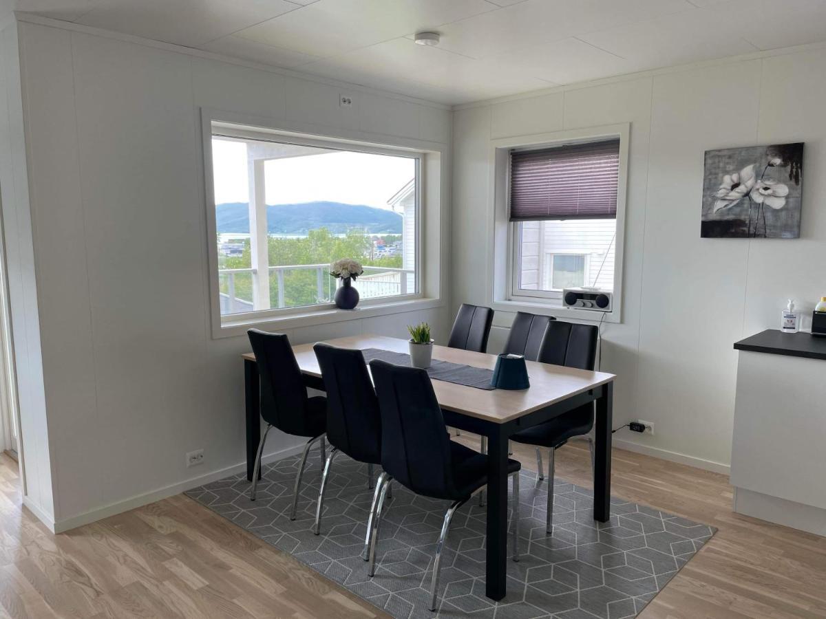 Veien Til Senja Apartment Finnsnes Exterior foto